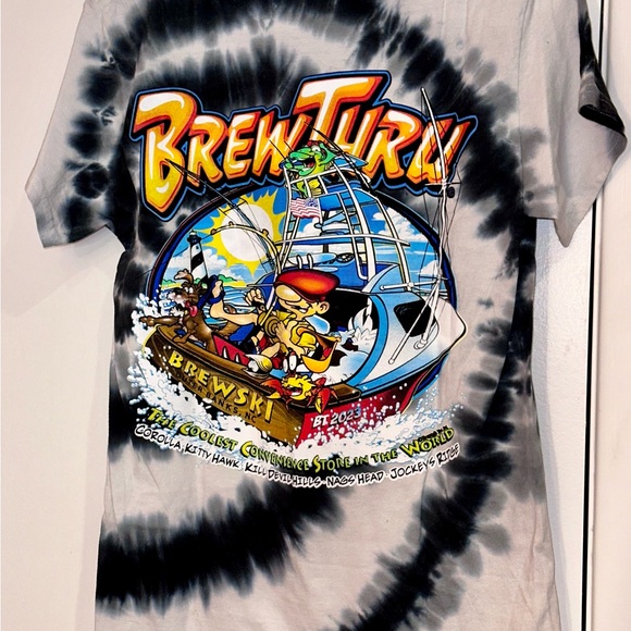 NWOT short sleeve t-shirt Brew Thru in Outer Banks - Picture 3 of 16